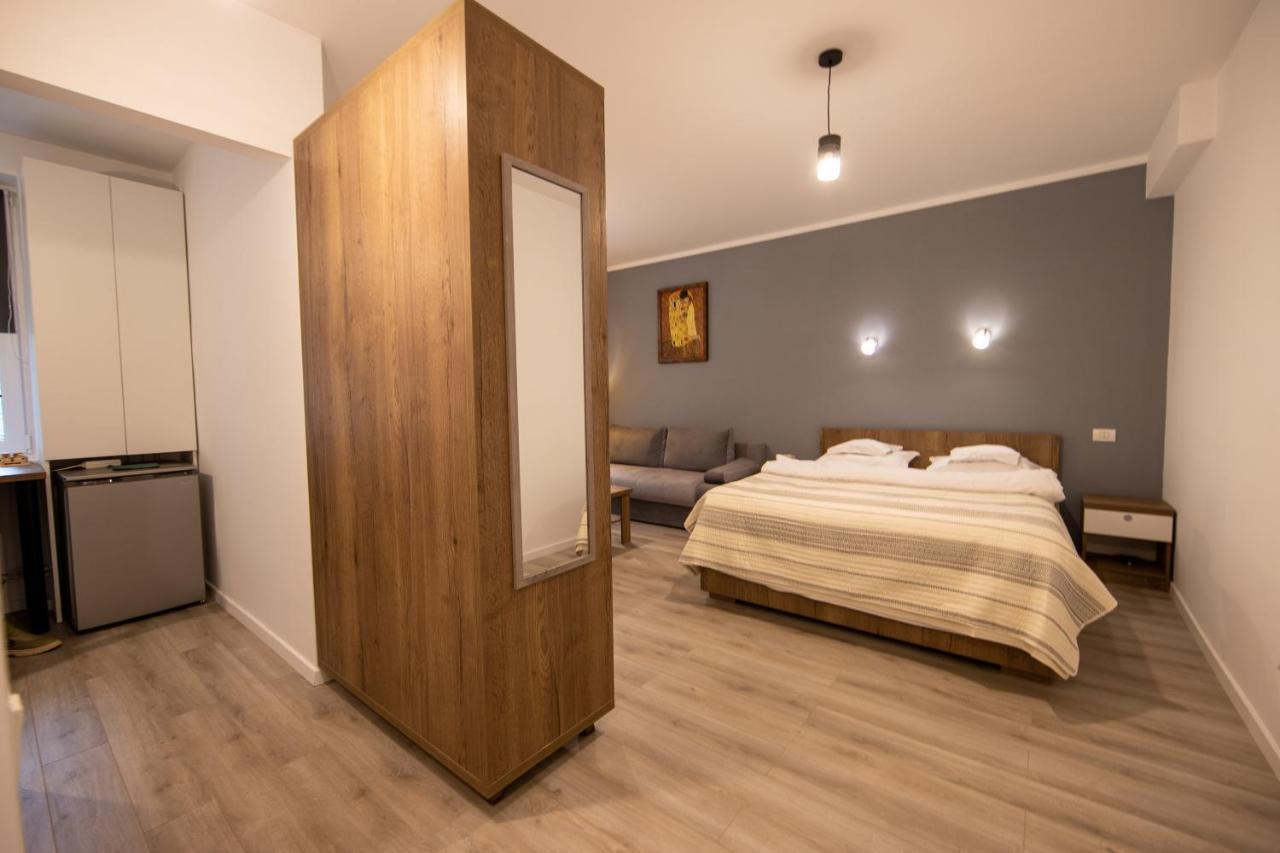 Central Place Apartment Timisoara 2 Екстериор снимка